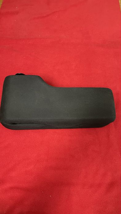 подлокотник Ауди