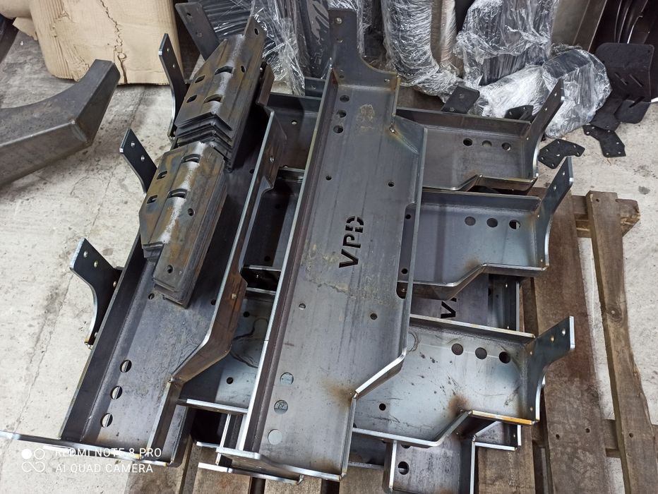 Placă troliu. Suport troliu Grand Cherokee WJ