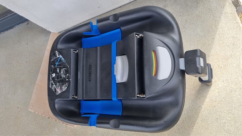 Baza isofix Carlo pentru scaun/scoica auto
