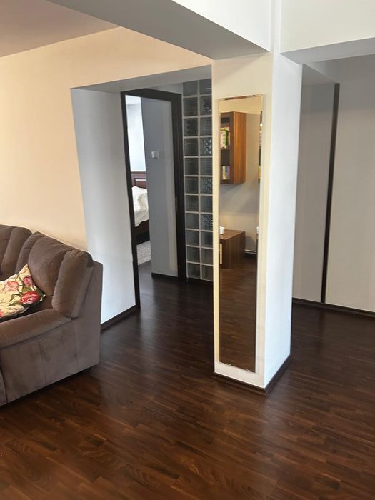 Inchiriez apartament 3 camere Ultracentral