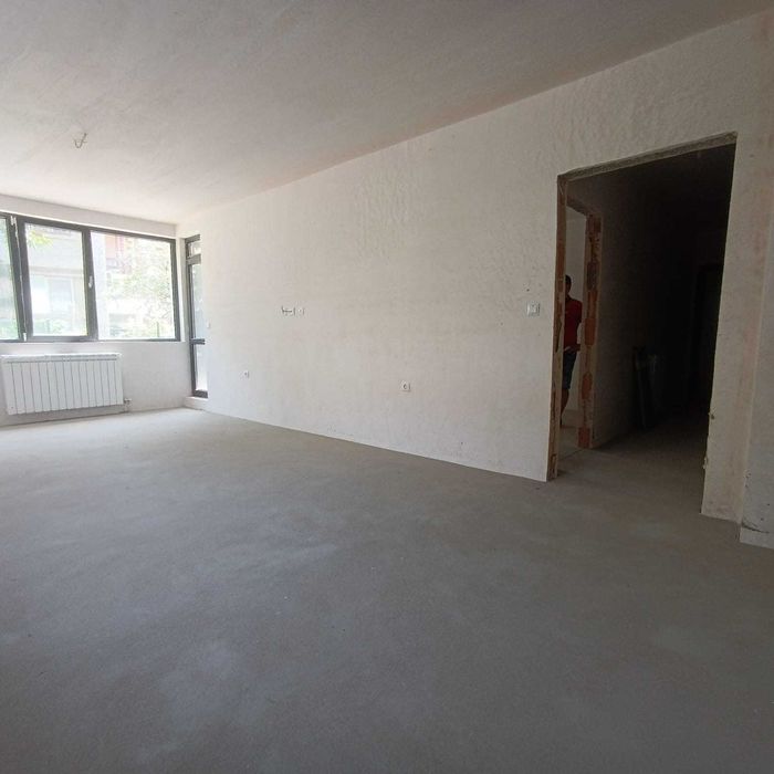 Продава се Двустаен апартамент в Търговище, Боровец - 80 кв.м за 1125 €/кв.м - Снимка #2