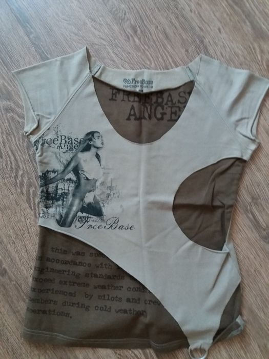 Распродажа  кофточки и футболки