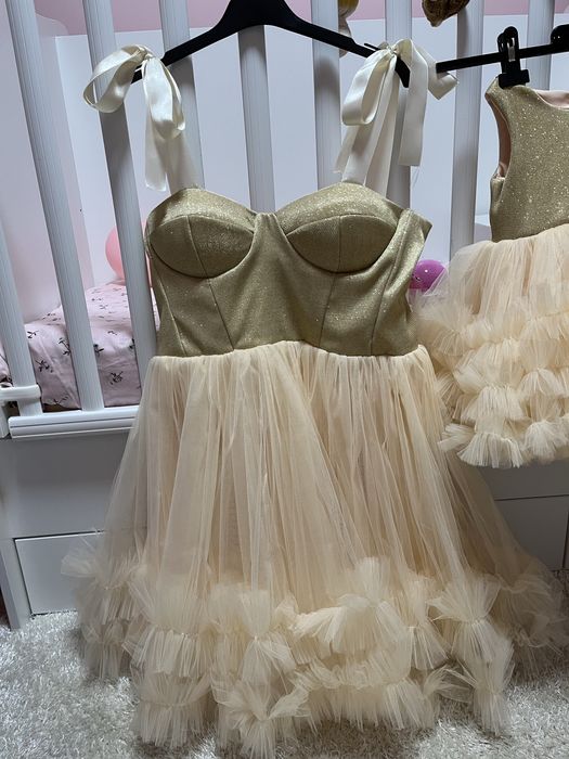 Еднакви рокли мама и бебе