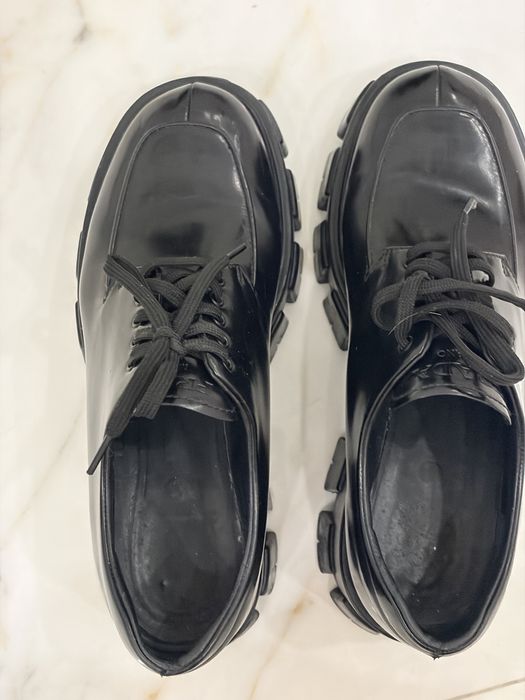 Туфли Prada Monolith