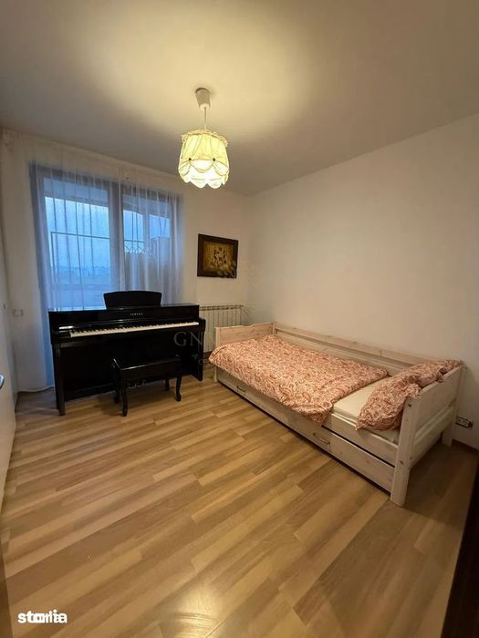 | 3 Camere | Et.10/10 | Balcon Panoramic | Metrou Titan | Recent Renov