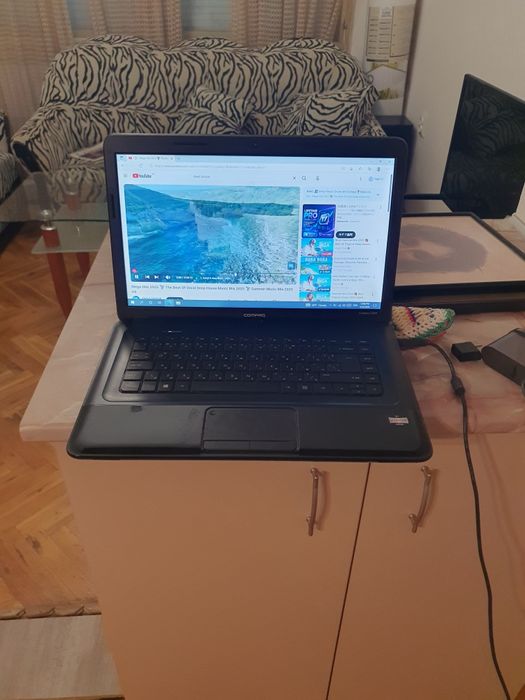 Лаптоп Compaq laptop