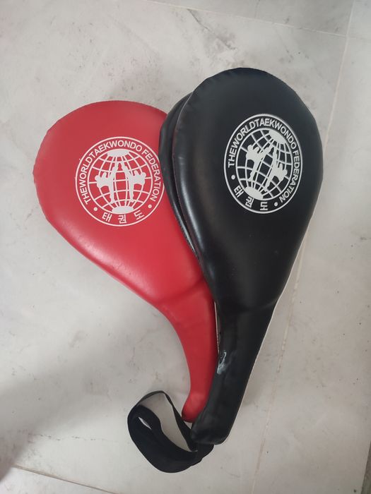 Продам Лапы для Тхэквондо