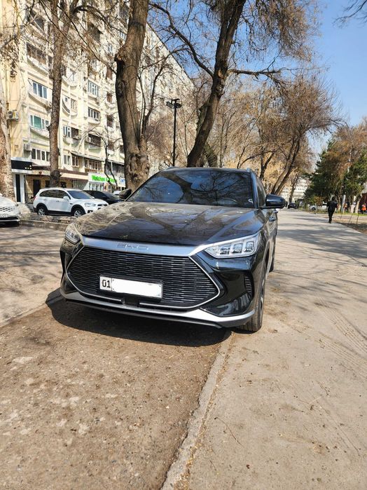 BYD Song Gibrid 2023 йил, 2-поз