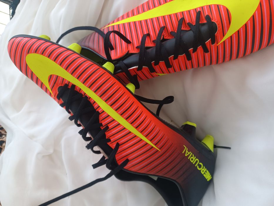 Бутонки евтини Найк Адидас Пума 28–47 | бюджетни футболни обувки за тренировки и мачове + Стоножки TF