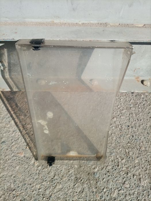 Крышка магнитофона