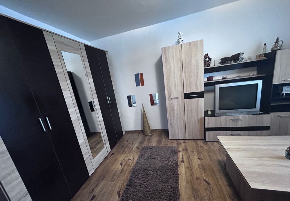 Închiriez apartament 2 camere