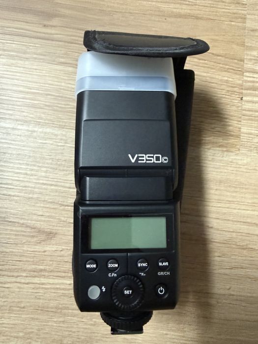 Светкавица Godox V350