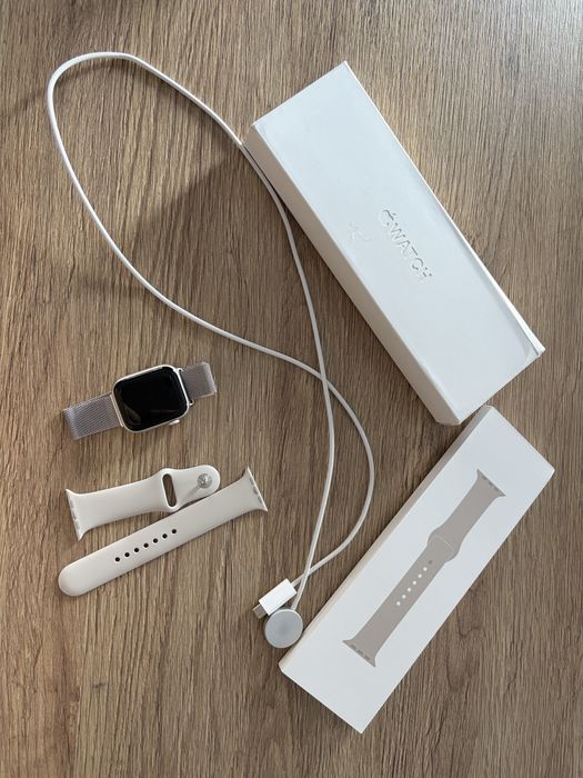 Apple Watch series 9 45mm Starlight Al Star SB GPS