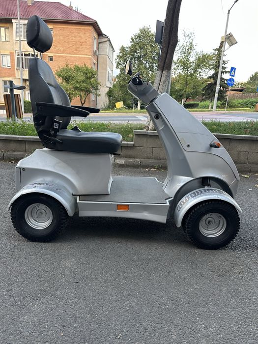 Scutere electrice pentru persoane cu dizabilitati