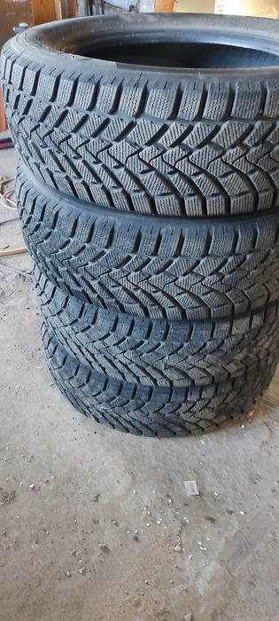 Шины зимние 215/60/16