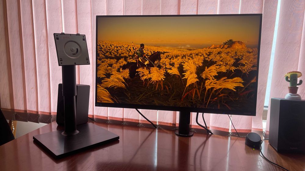 монитор Samsung LF27T450FQRXEN 27" IPS, 75Hz