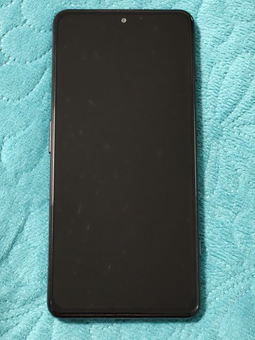 Vand Xiaomi Blackshark 4 8/128gb impecabil