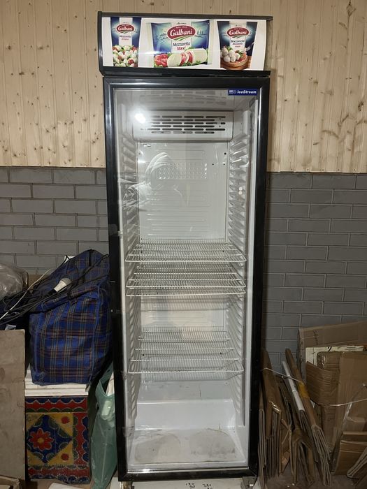 Холодильник-витрина