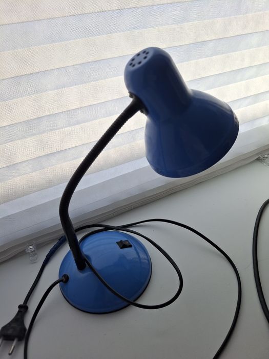 Светильник на стол