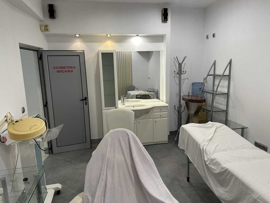 Дава се под наем Магазин в Пловдив, Тракия - 2000 кв.м за 1020 € - Снимка #6