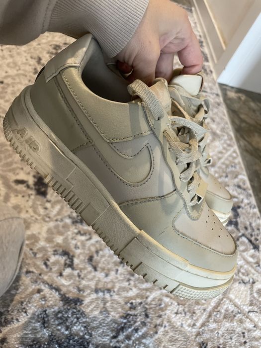 Adidasi nike pixel nr 35