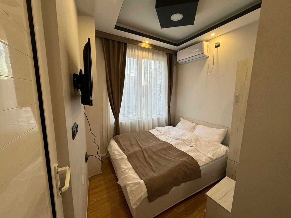 Продава се Хотел в Харманли - 450 кв.м за 556 €/кв.м - Снимка #4