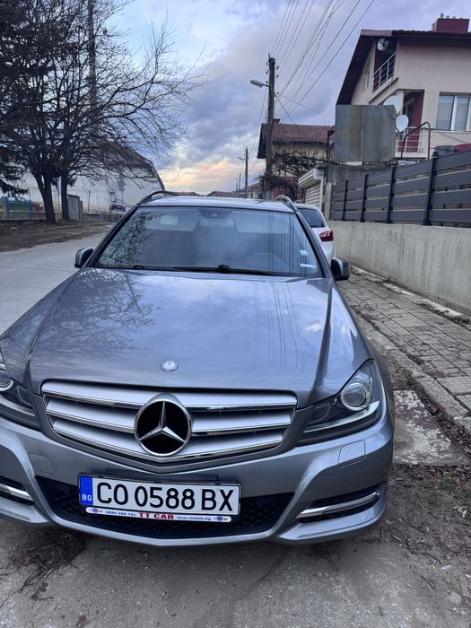 Mercedes c220 Мерцедес