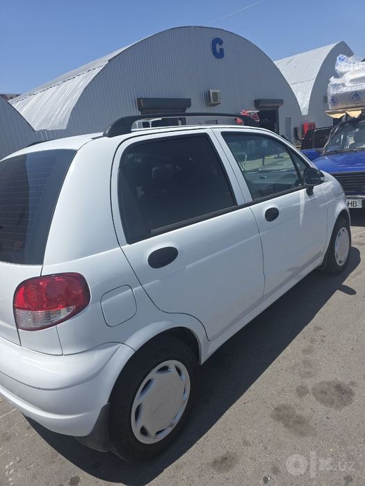Matiz sotiladi holati zor 3tali super rangi oq