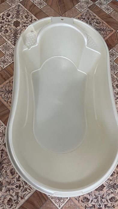 Продам детскую ванночку