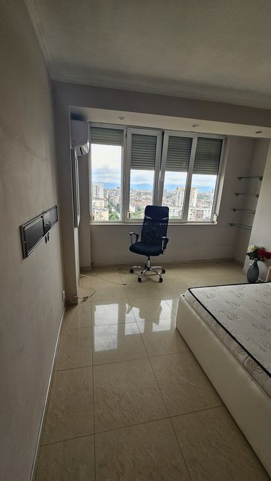 Дава се под наем Двустаен апартамент в София, Красно село - 75 кв.м за 663 € - Снимка #16