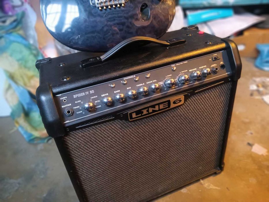 Усилвател Line6/ Crate/ Marshall, кубе за китара с вграден процесор ефекти