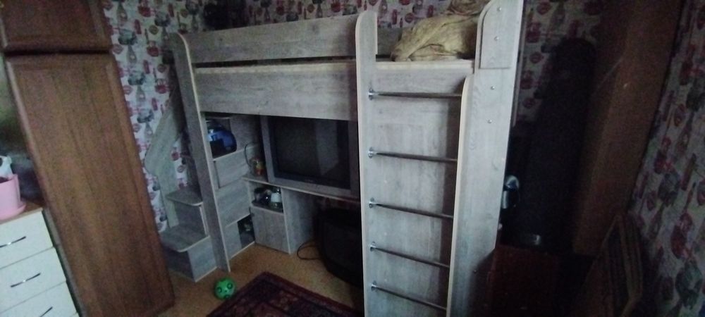 Продажа кровати чердак