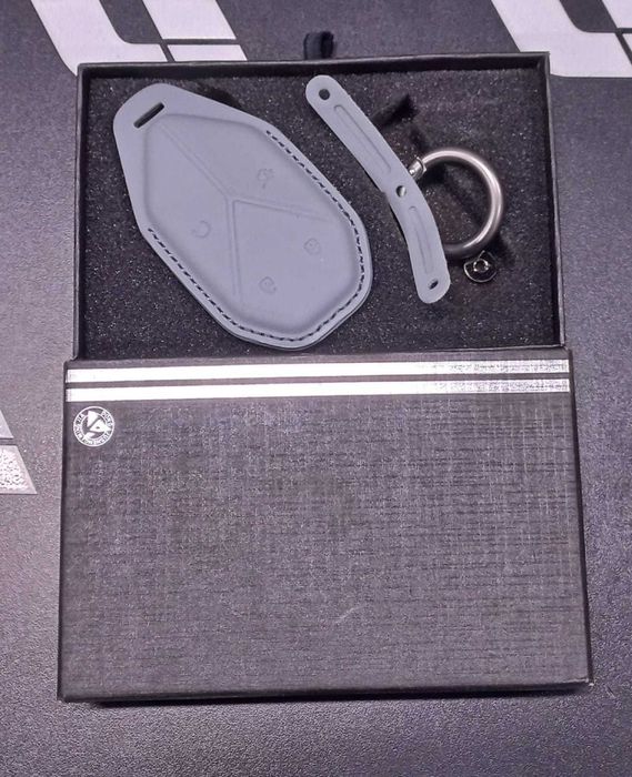 Чехол на ключ Leopard 5;Leopard8