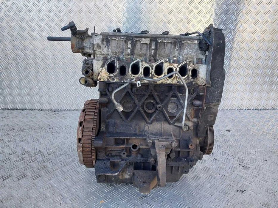 Motor cu sistem injectie Nissan Primastar 1.9 dCi cod F9Q 760