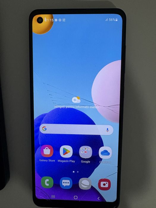 Vand telefoane functionale fisurate