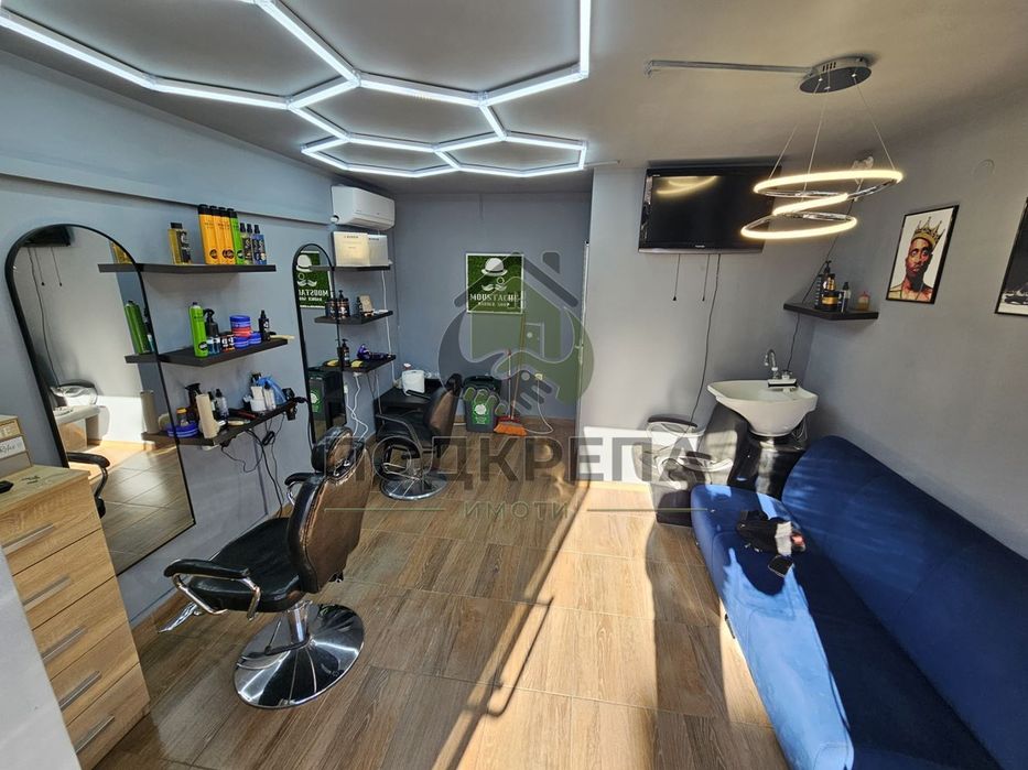 Дава се под наем Магазин в Пловдив, Гагарин - 1762 кв.м за 154 € - Снимка #2