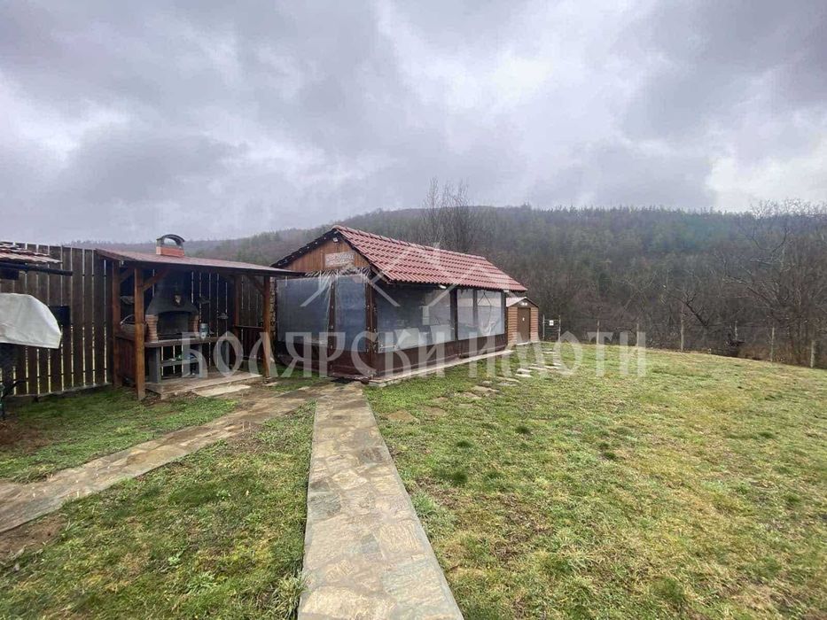 Прекрасна къща в село Тодювци