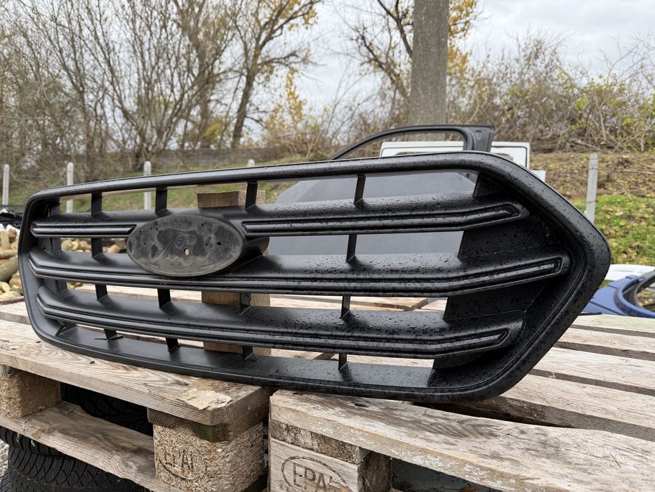 Решетка Ford Transit Custom