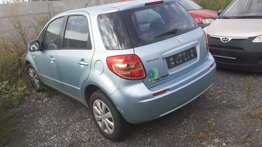 Dezmembrez Suzuki SX4