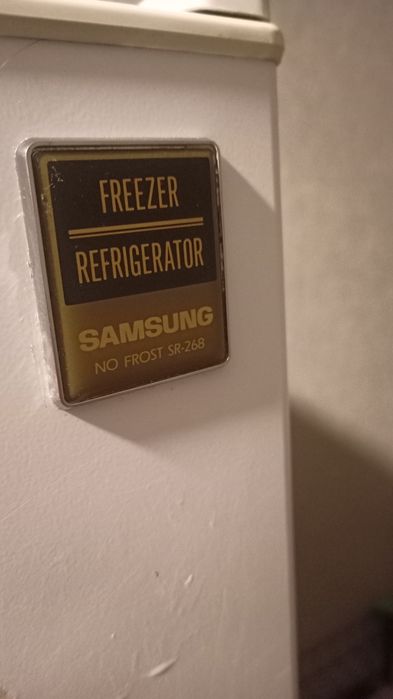 Нерабочий холодильник Samsung No frost sr 268