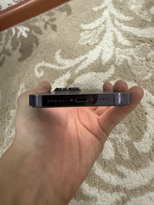 Продам iPhone 14 Pro