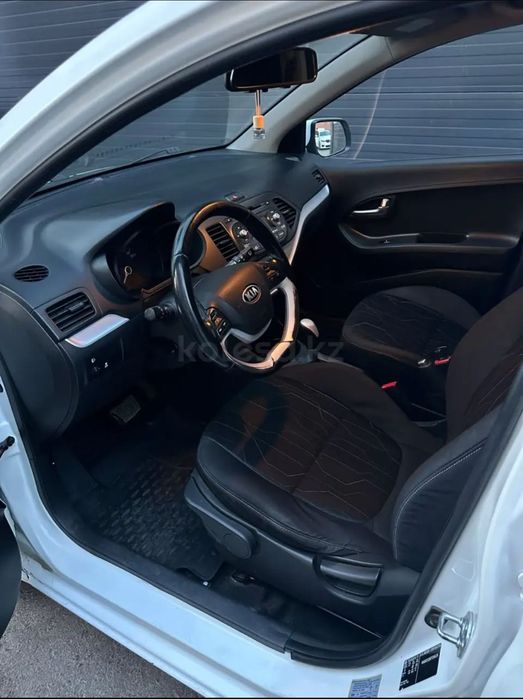 Kia Picanto 2012 года