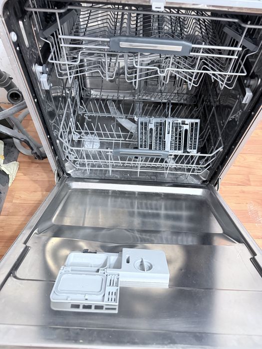 Посудомоечная машина!!!