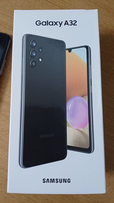 Продаётся телефон самсунг А32