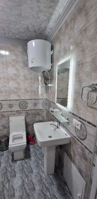 Сдаётся квартира в Чиланзарском районе перекресток Шухрат**