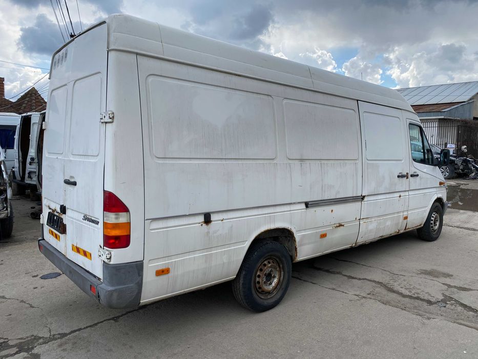 DEZMEMBREZ PIESE Mercedes SPRINTER 316 CDI 2.7 cdi W903 W904 2005 Cutie AUTOMATA