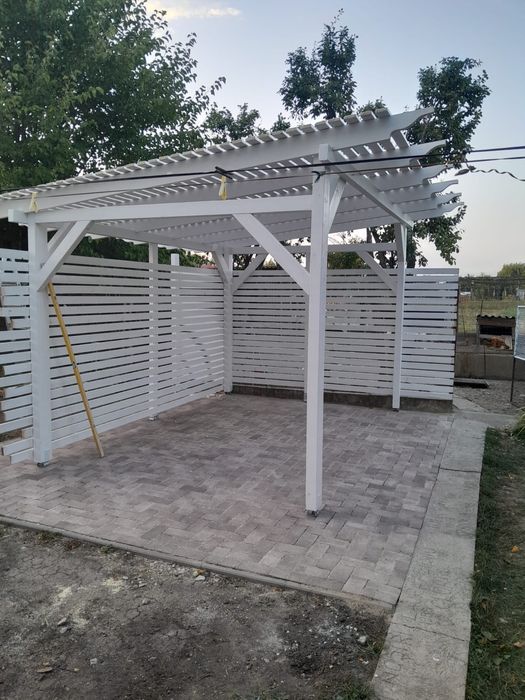 Amanajari interioare si exterioare