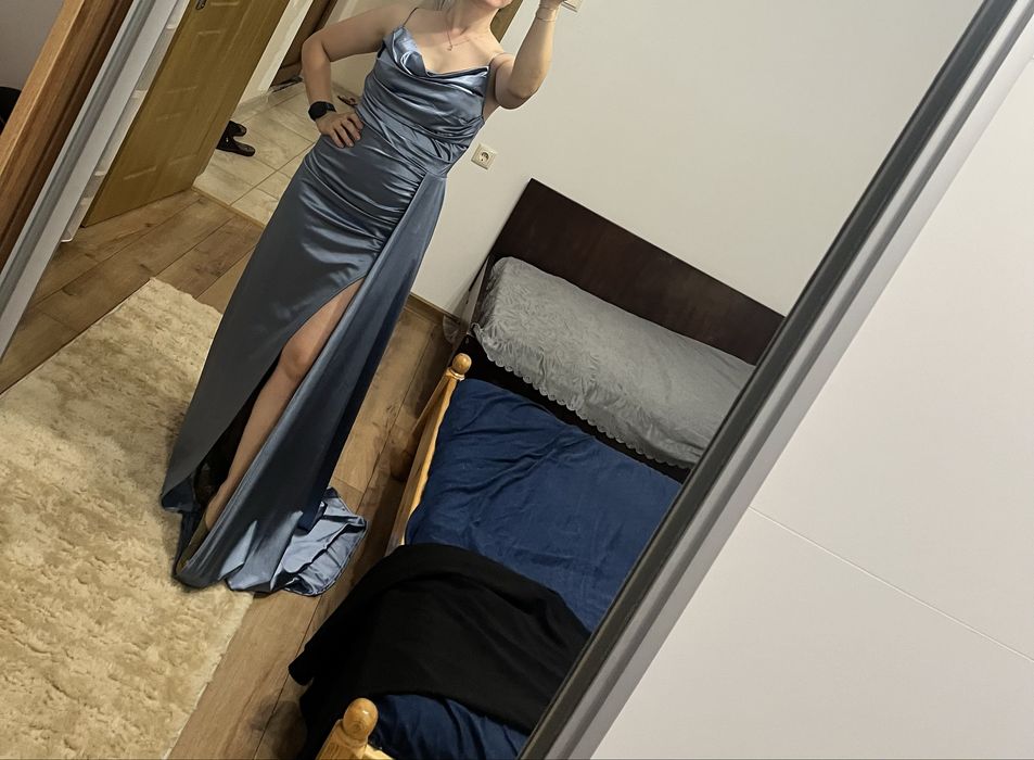 Официална рокля нова с етикет L- размер