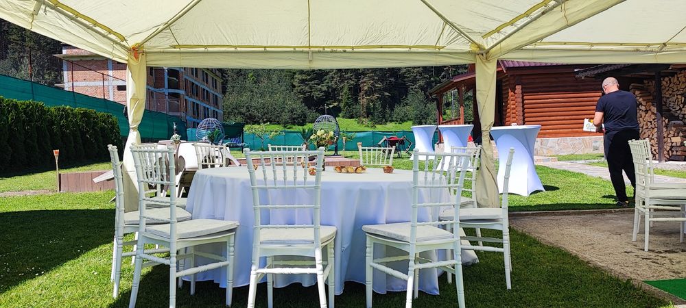 Сватбени столове Шивари под наем + маси и покривки за събития