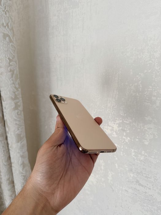 IPhone 11/Pro Max 256Gb - В хорошем состоянии